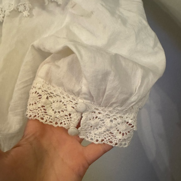 RIXO Cream Lace Detail Blouse - Picture 5 of 7